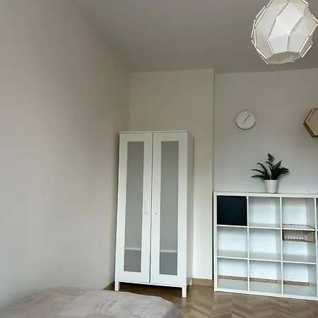 Apartamenty I Pokoje Na Zlotej Karwia Exterior photo